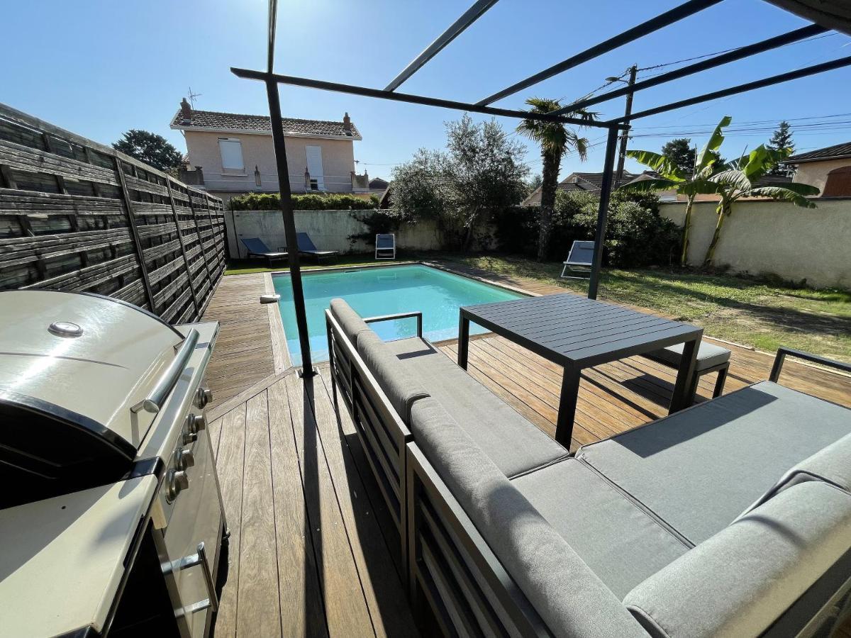 Unique! Jacuzzi Prive 35°C + Cinema Villa Entiere Meyzieu ภายนอก รูปภาพ